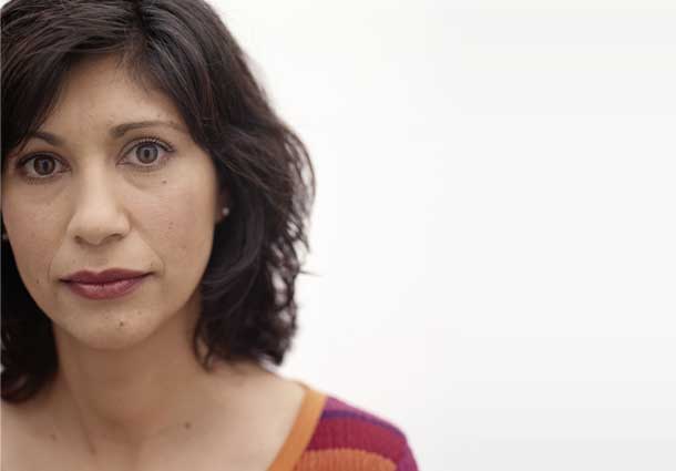 Unretouched image of Latino woman for WaMu Bank